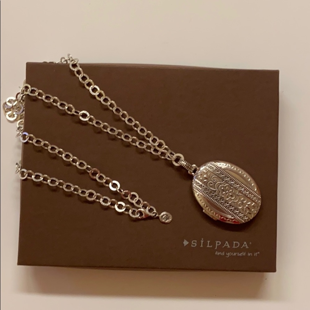 Silpada Laurel Locket Necklace